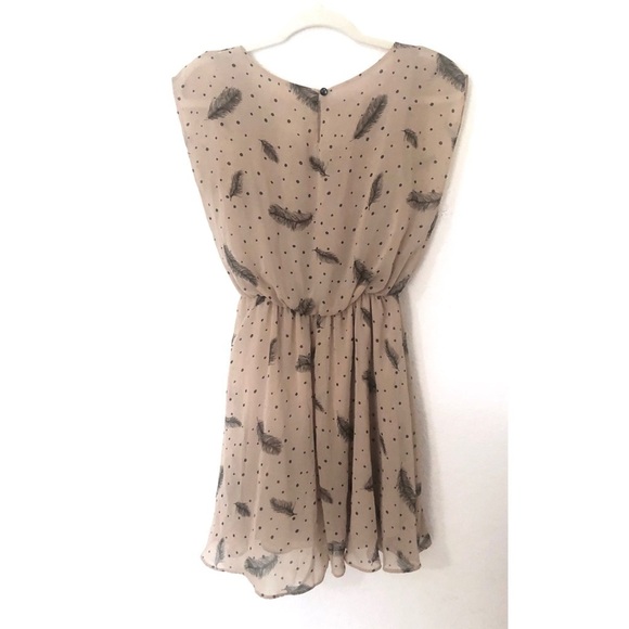 Lush Dress - Picture 4 of 7